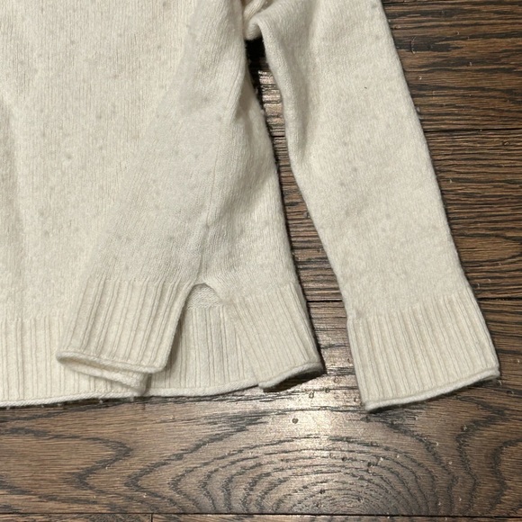 Jenni Kayne Ivory Everyday Crewneck Sweater - Picture 6 of 9